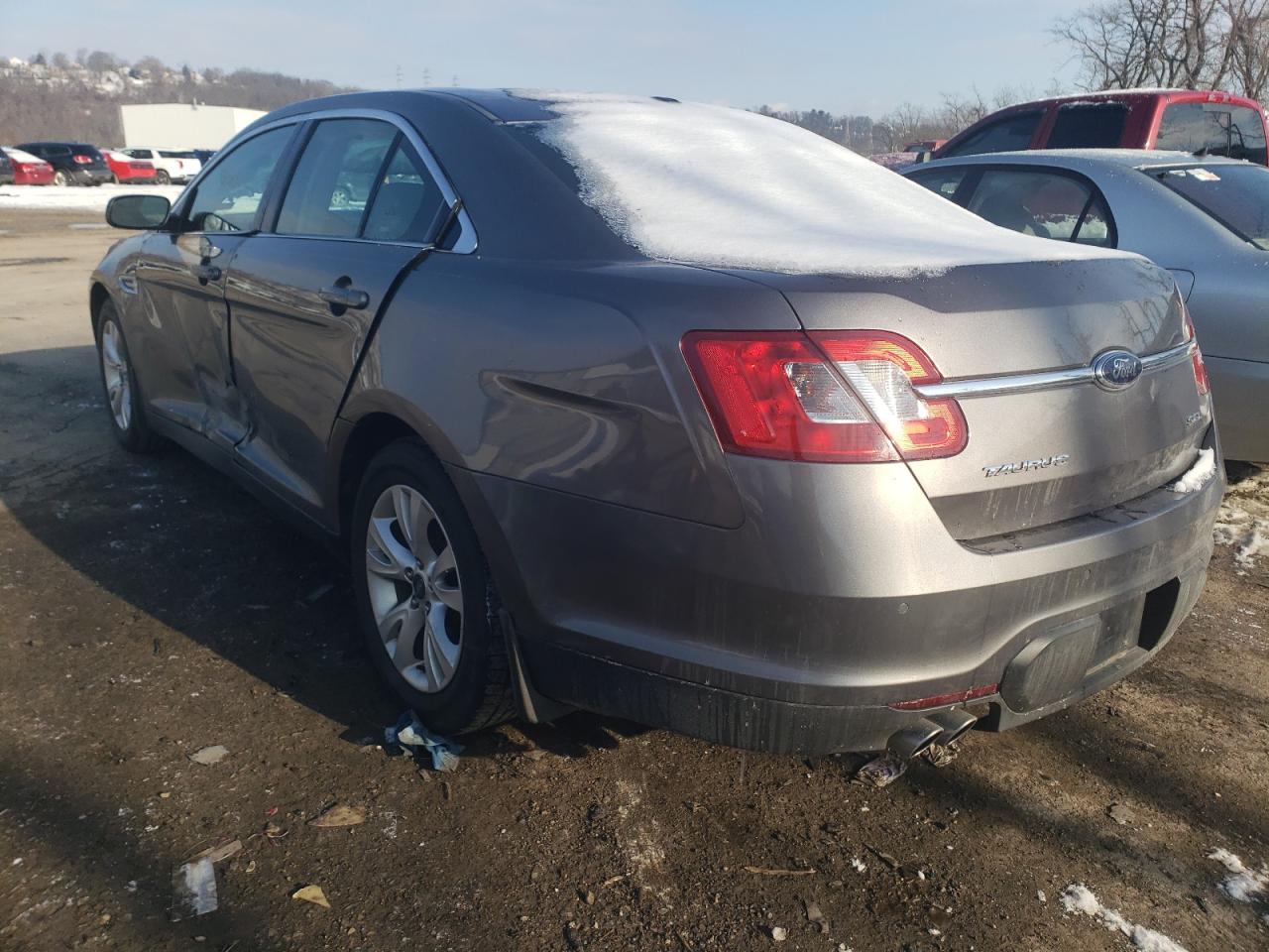 Photo 3 from auction – 2011 FORD TAURUS SEL with VIN 1FAHP2EW5BG190787
