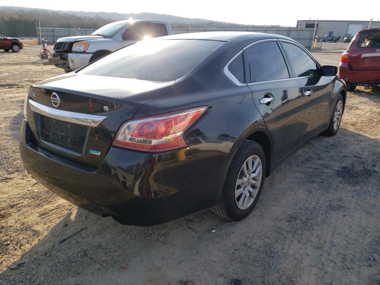 Photo 4 from auction – 2013 NISSAN ALTIMA 2.5 with VIN 1N4AL3AP1DN552923
