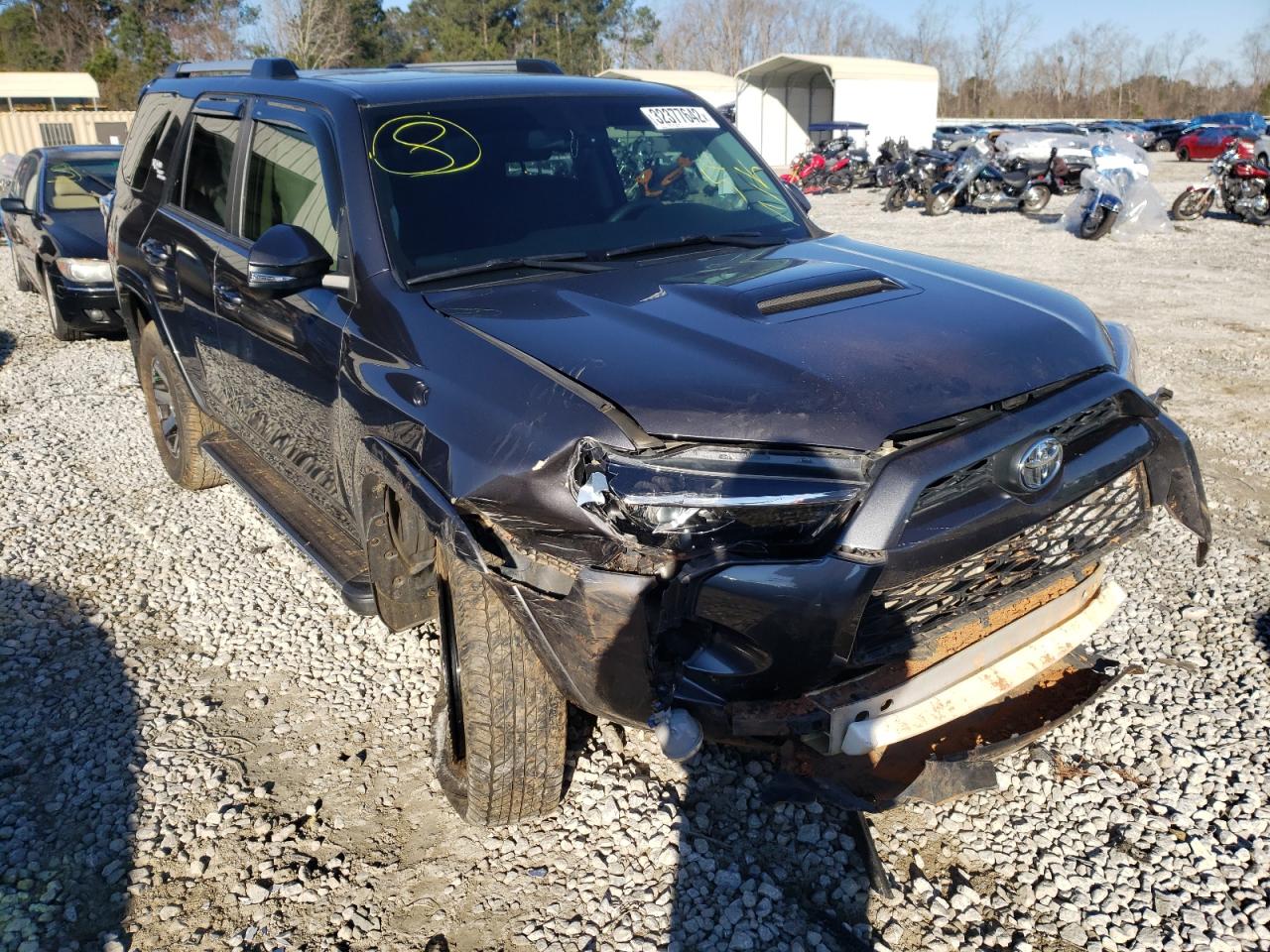 Photo 1 from auction – 2018 TOYOTA 4RUNNER SR with VIN JTEBU5JR6J5593368