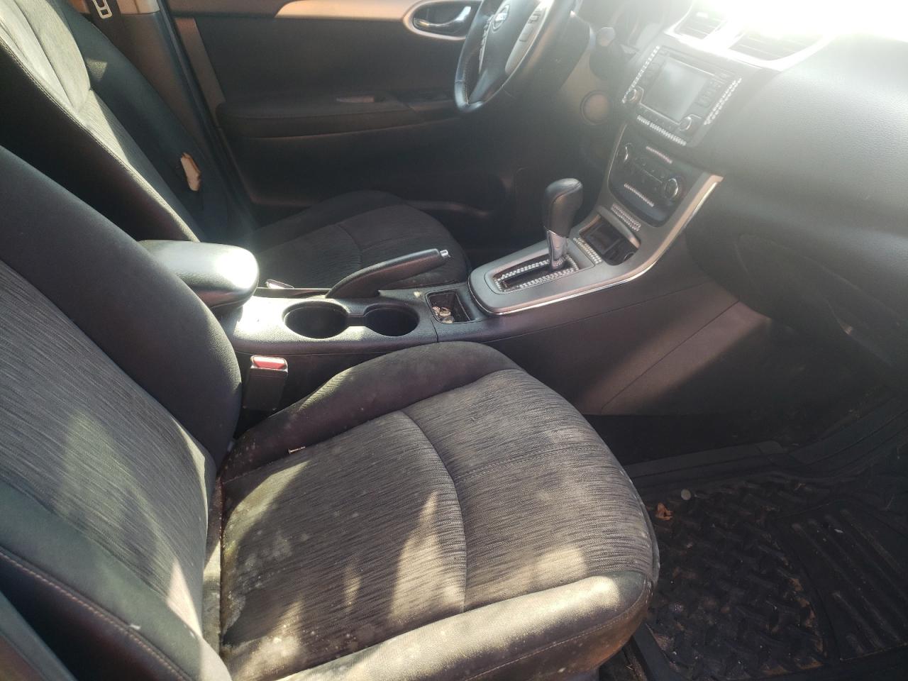 Photo 5 from auction – 2015 NISSAN SENTRA S with VIN 3N1AB7AP4FL646692