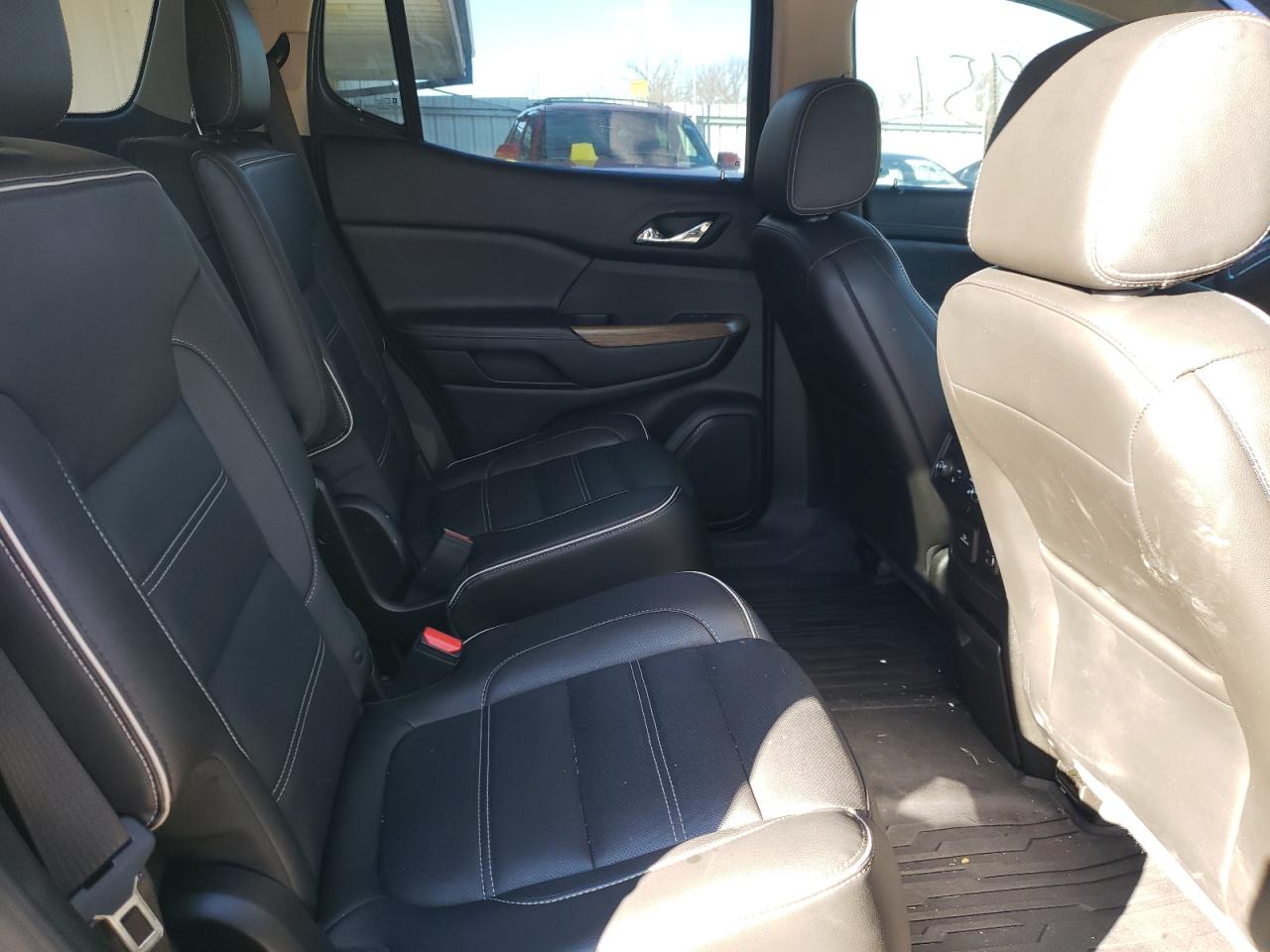 Photo 6 from auction – 2019 GMC ACADIA DEN with VIN 1GKKNXLS8KZ176913