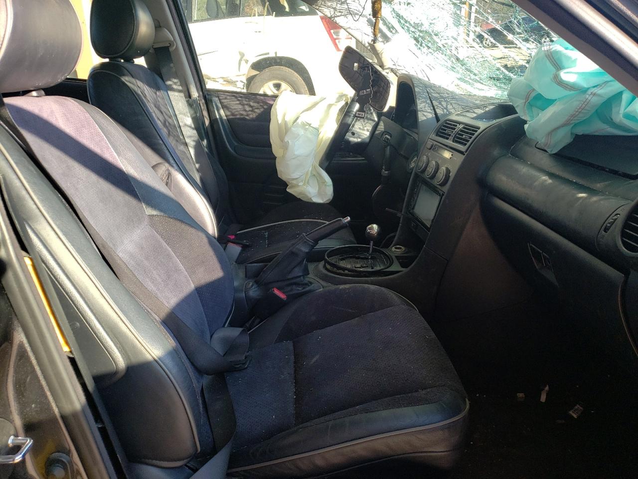 Photo 5 from auction – 2003 LEXUS IS 300 with VIN JTHBD192730070976