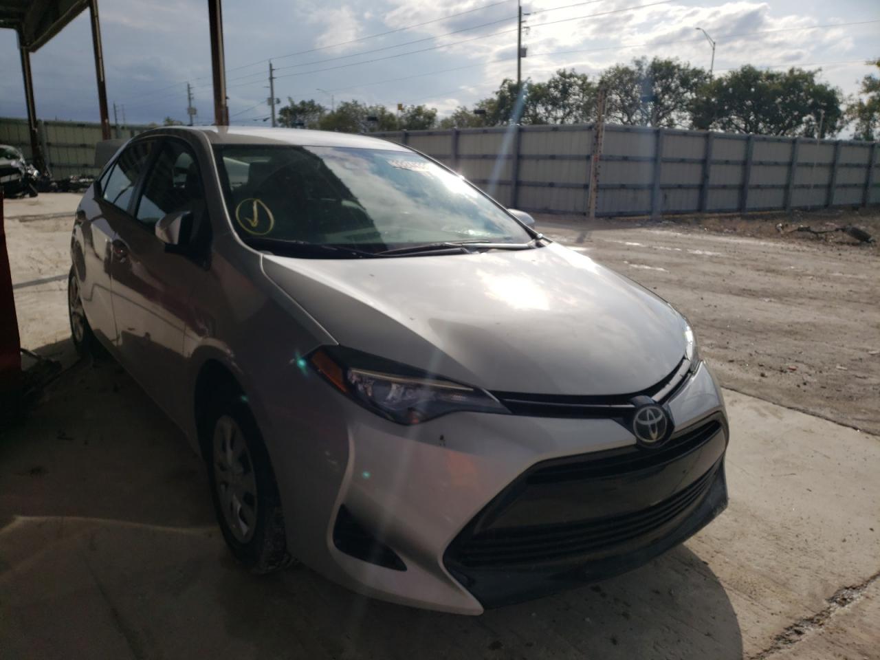 Photo 1 from auction – 2017 TOYOTA COROLLA L with VIN 5YFBURHE1HP612615