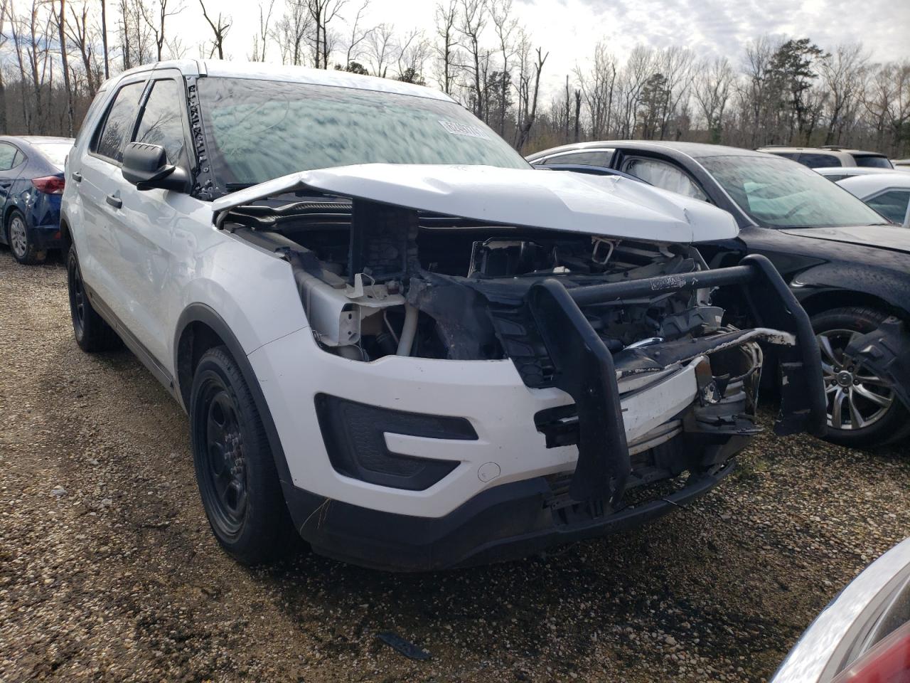 FORD EXPLORER P 2016 with VIN 1FM5K8AR3GGC67528 - Photo from auction