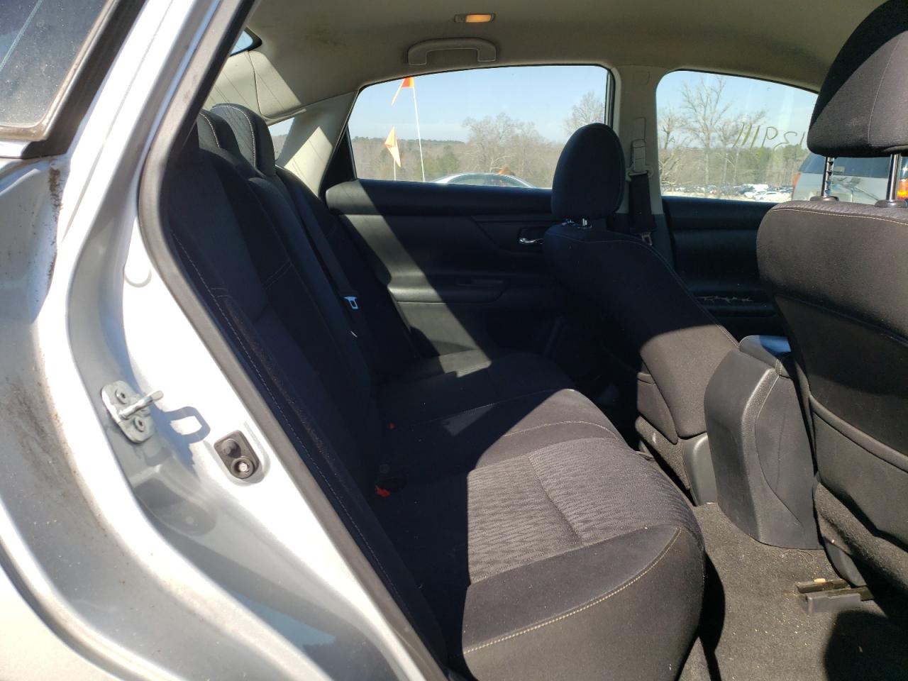 Photo 6 from auction – 2017 NISSAN ALTIMA 2.5 with VIN 1N4AL3AP2HN348542
