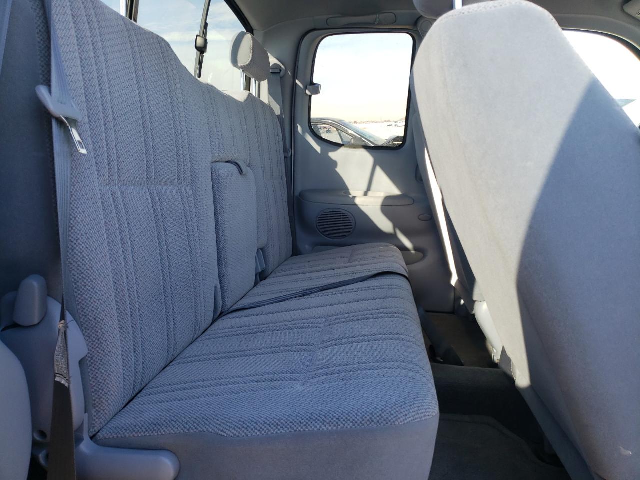 Photo 6 from auction – 2000 TOYOTA TUNDRA ACC with VIN 5TBBT4412YS005034