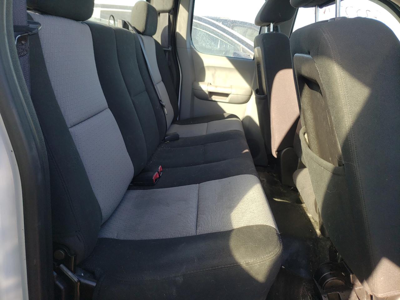 Photo 6 from auction – 2009 CHEVROLET SILVERADO with VIN 1GCEC19X39Z291539