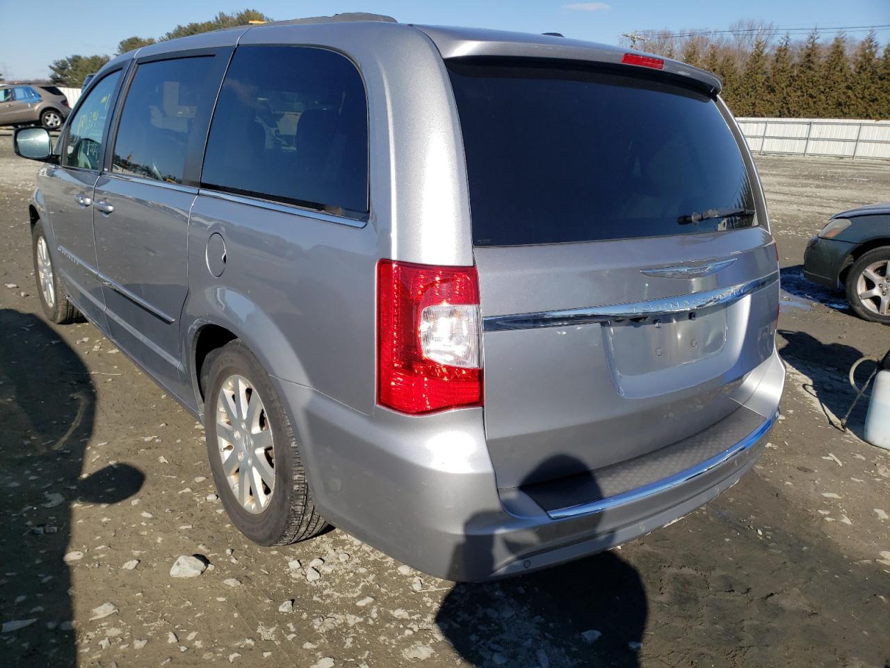 Photo 3 from auction – 2014 CHRYSLER TOWN & COU with VIN 2C4RC1BG4ER165741