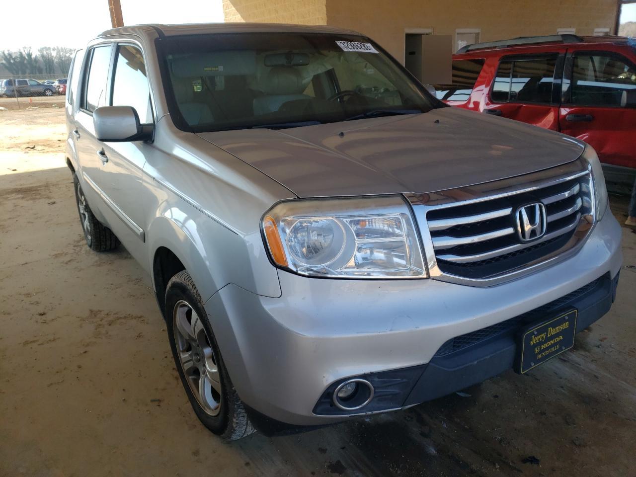 HONDA PILOT EXL 2012 with VIN 5FNYF4H5XCB050872 - Photo from auction