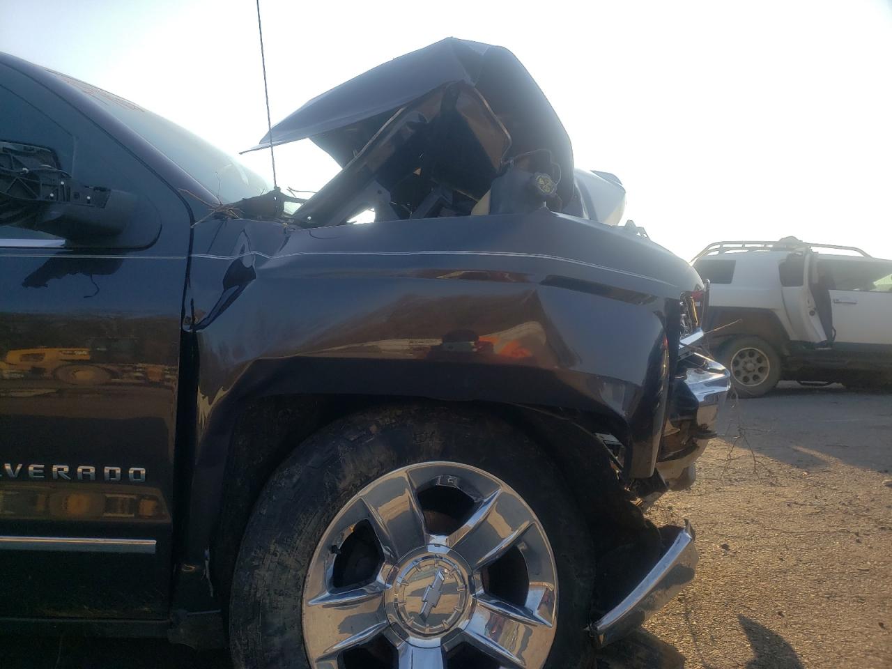 Photo 9 from auction – 2015 CHEVROLET SILVERADO with VIN 3GCUKSEC7FG162304