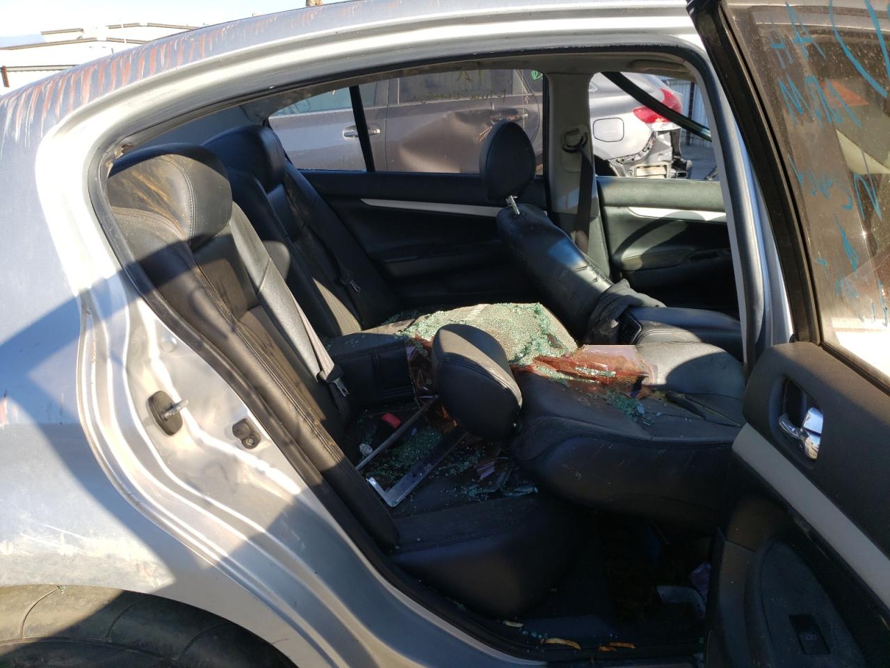 Photo 6 from auction – 2007 INFINITI G35 with VIN JNKBV61E87M701393