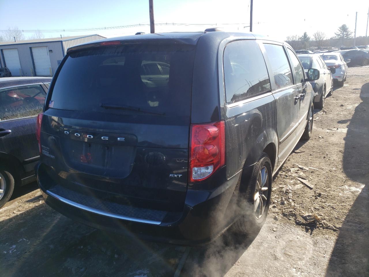 Photo 4 from auction – 2015 DODGE GRAND CARA with VIN 2C4RDGCG0FR670434