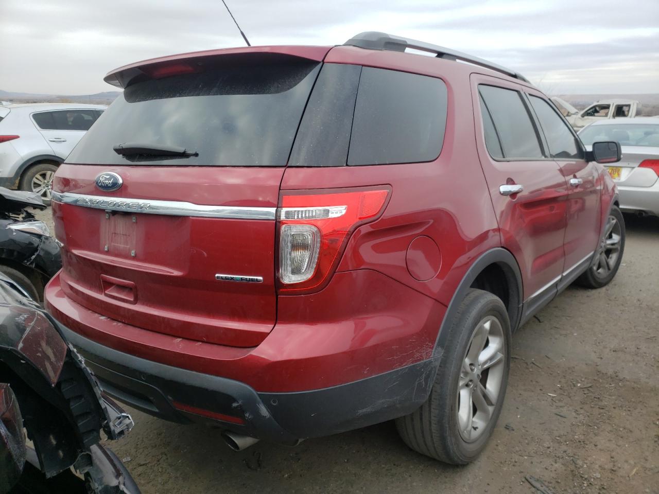Photo 4 from auction – 2014 FORD EXPLORER L with VIN 1FM5K7F88EGB64032