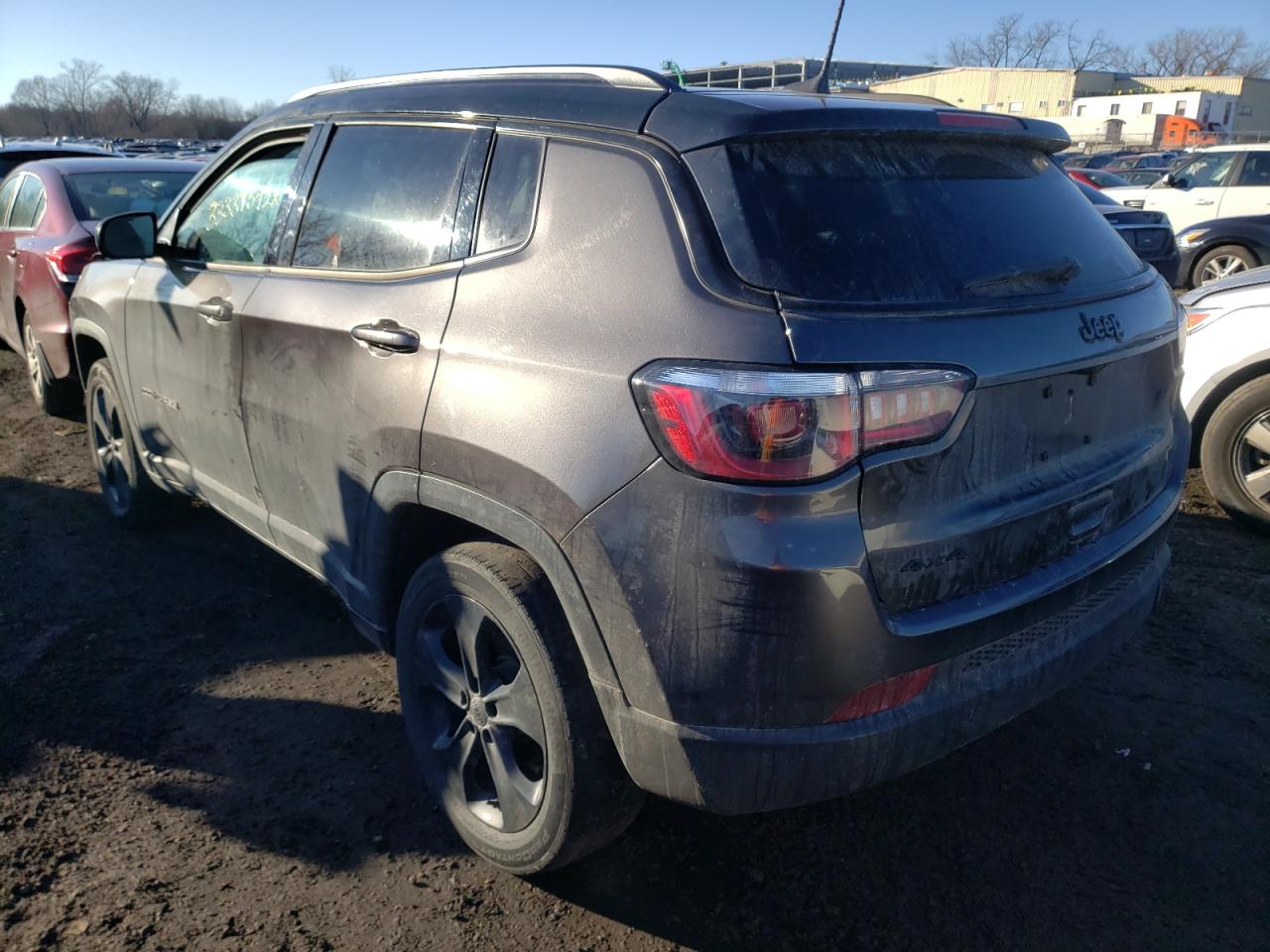Photo 3 from auction – 2019 JEEP COMPASS LA with VIN 3C4NJDBB8KT776455