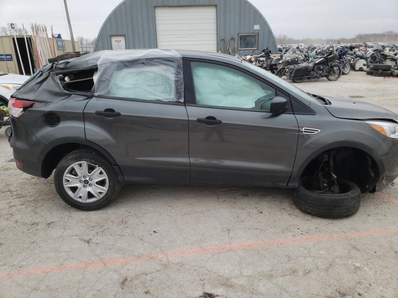 Photo 9 from auction – 2016 FORD ESCAPE S with VIN 1FMCU0F70GUC65179