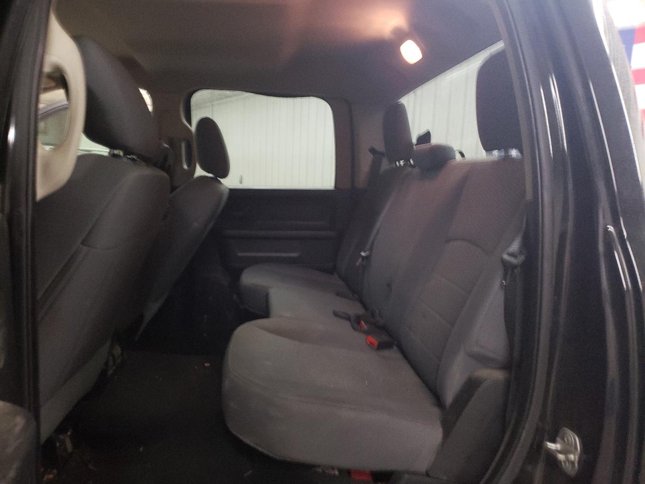Photo 6 from auction – 2015 RAM 1500 ST with VIN 1C6RR7KG5FS557684