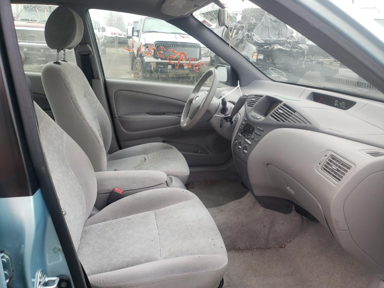 Photo 5 from auction – 2001 TOYOTA PRIUS with VIN JT2BK12U710030261