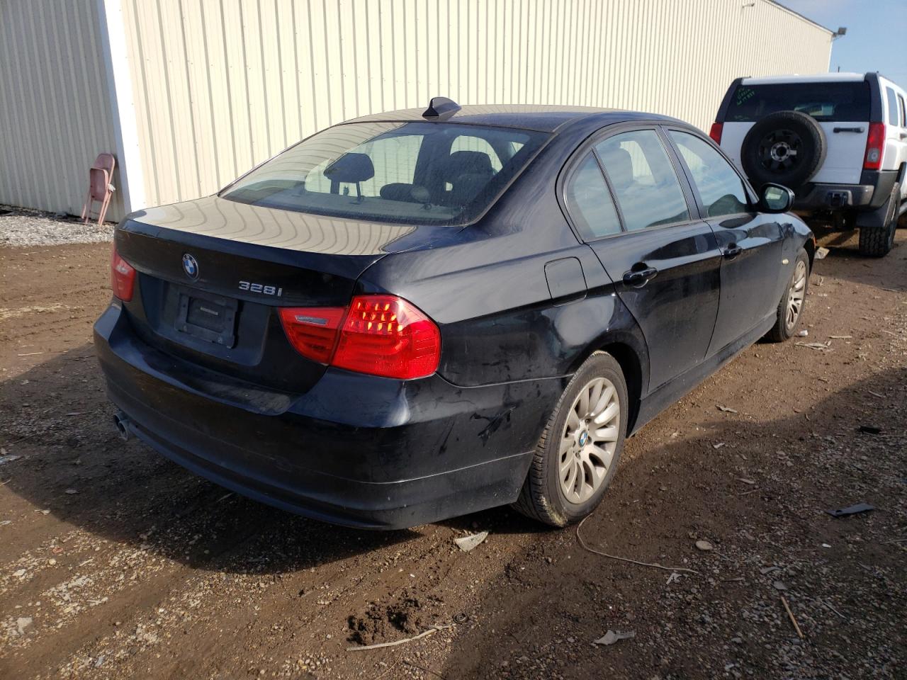 Photo 4 from auction – 2009 BMW 328 I with VIN WBAPH77509NM30173