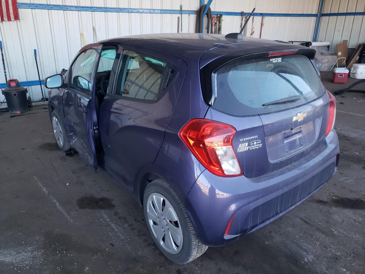 Photo 3 from auction – 2017 CHEVROLET SPARK LS with VIN KL8CA6SA3HC758405