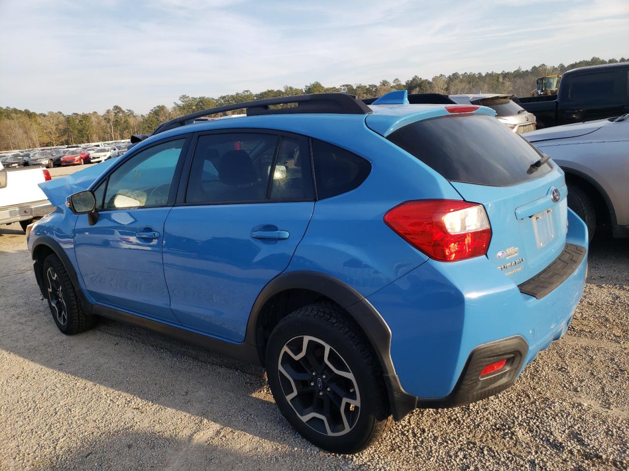 Photo 3 from auction – 2016 SUBARU CROSSTREK with VIN JF2GPALC2G8200588