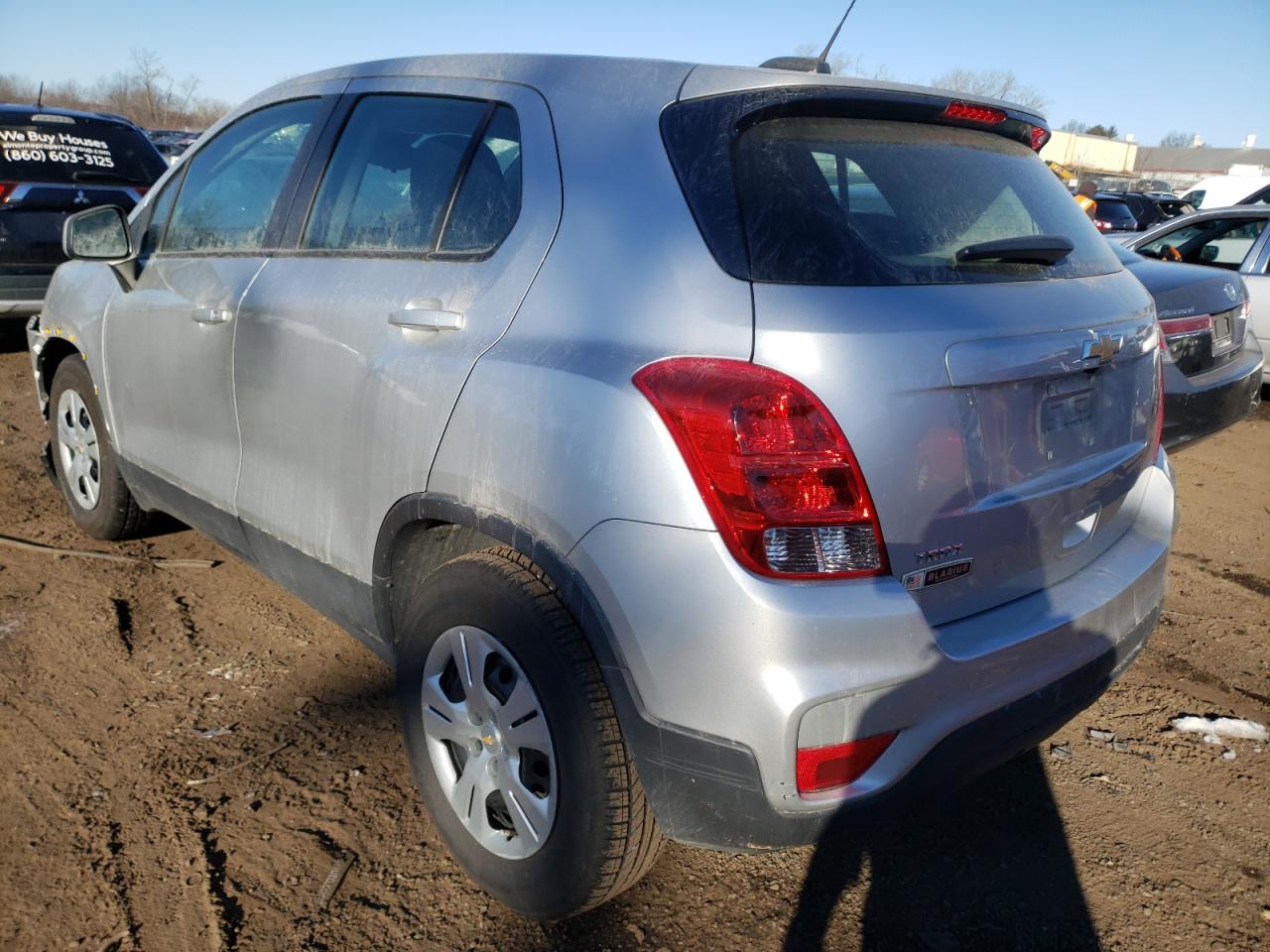 Photo 3 from auction – 2018 CHEVROLET TRAX LS with VIN KL7CJKSB2JB718897