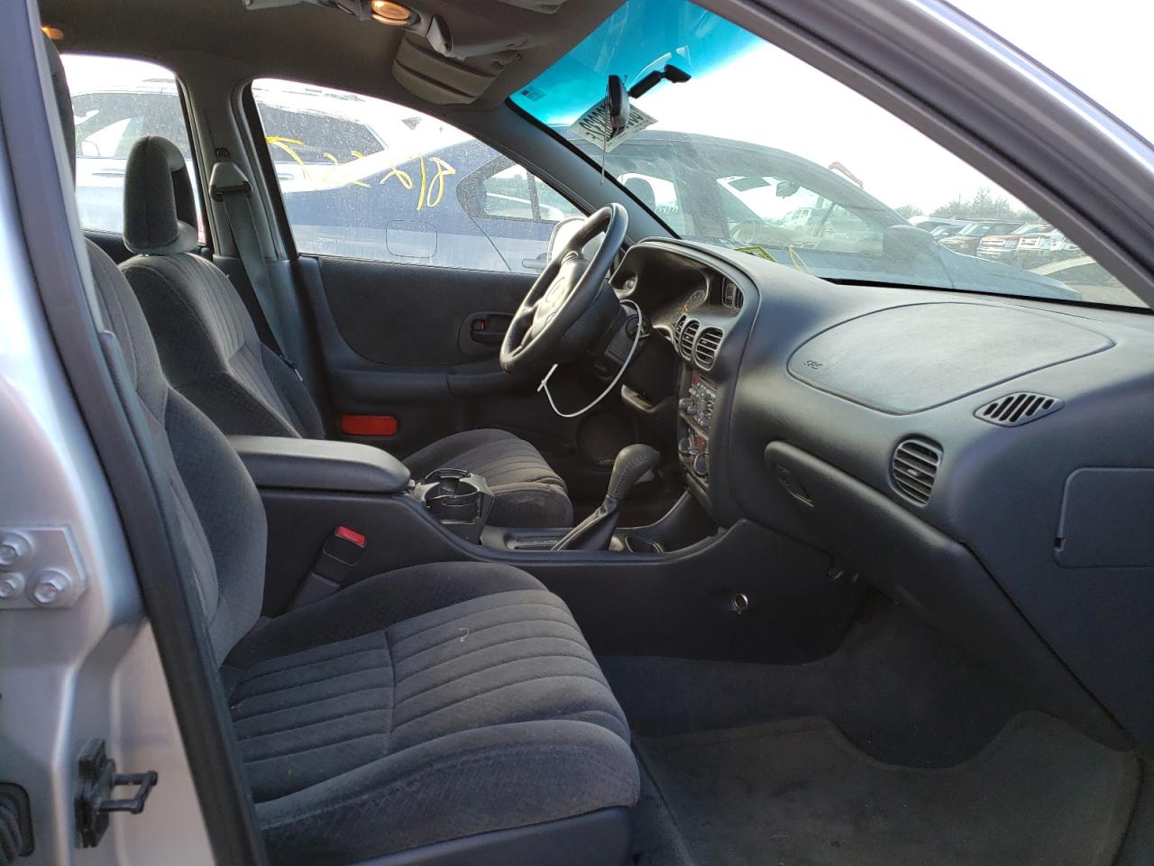 Photo 5 from auction – 2001 PONTIAC GRAND PRIX with VIN 1G2WP52K91F190529