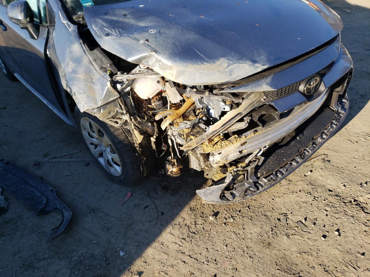 Photo 9 from auction – 2021 TOYOTA COROLLA LE with VIN 5YFEPMAE4MP161403