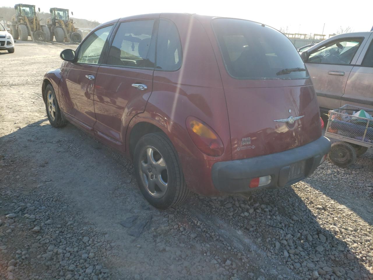 Photo 3 from auction – 2002 CHRYSLER PT CRUISER with VIN 3C8FY68B62T261892
