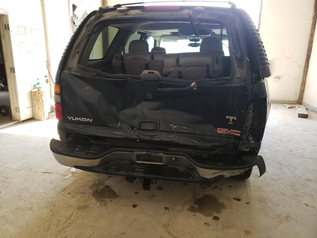 Photo 9 from auction – 2006 GMC YUKON with VIN 1GKEC13T36R126631