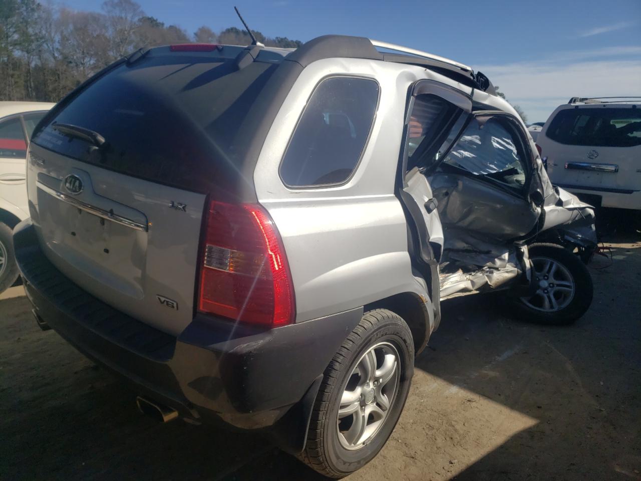 Photo 4 from auction – 2007 KIA SPORTAGE E with VIN KNDJF723577331743