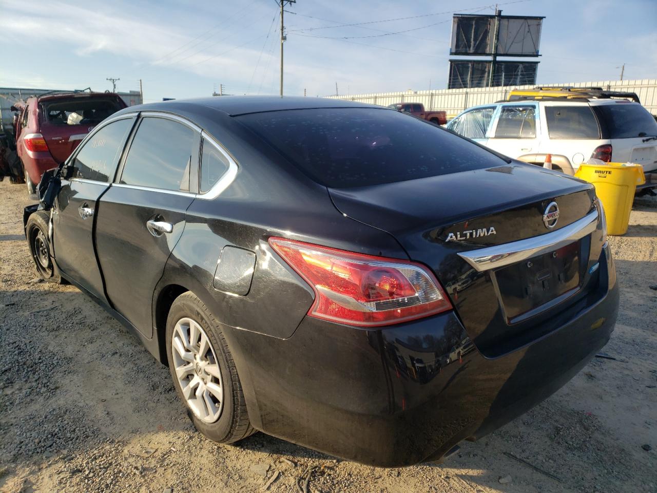 Photo 3 from auction – 2013 NISSAN ALTIMA 2.5 with VIN 1N4AL3AP1DN552923