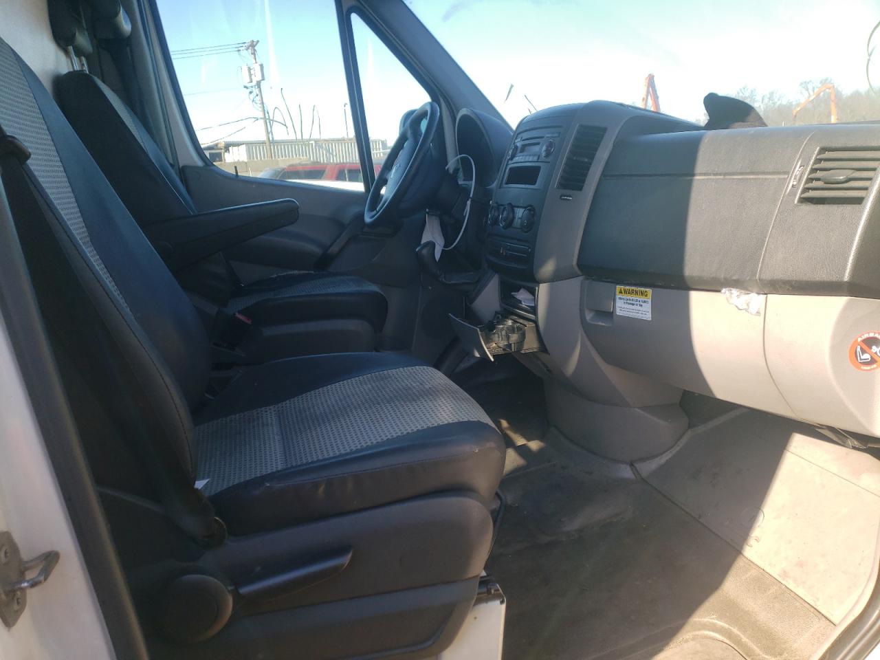 Photo 5 from auction – 2008 DODGE SPRINTER 2 with VIN WD0PE845385227418