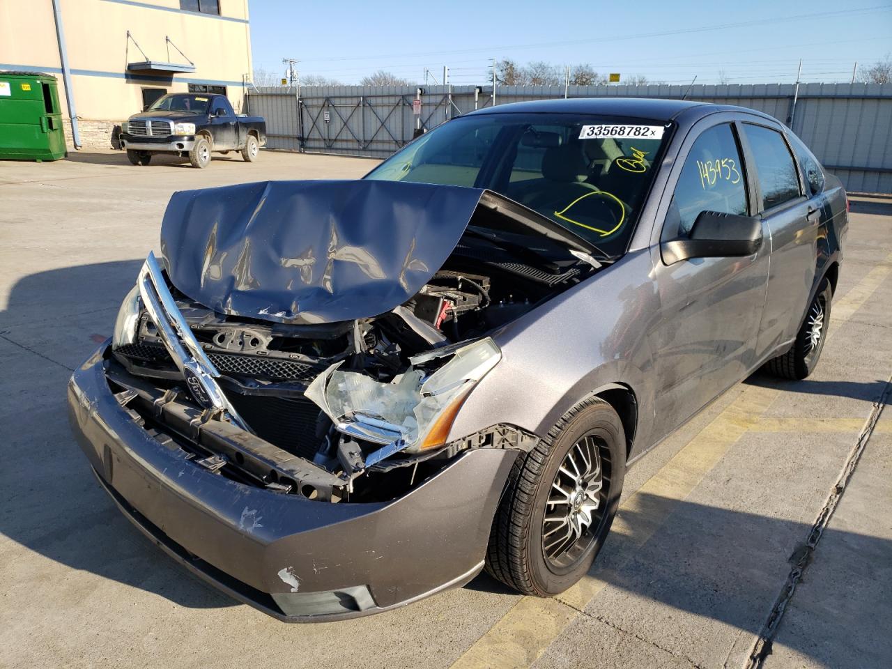 Photo 2 from auction – 2011 FORD FOCUS S with VIN 1FAHP3EN5BW164855