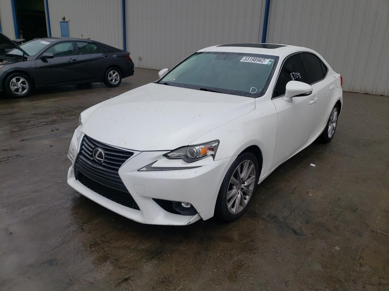 Photo 2 from auction – 2016 LEXUS IS 200T with VIN JTHBA1D20G5006352