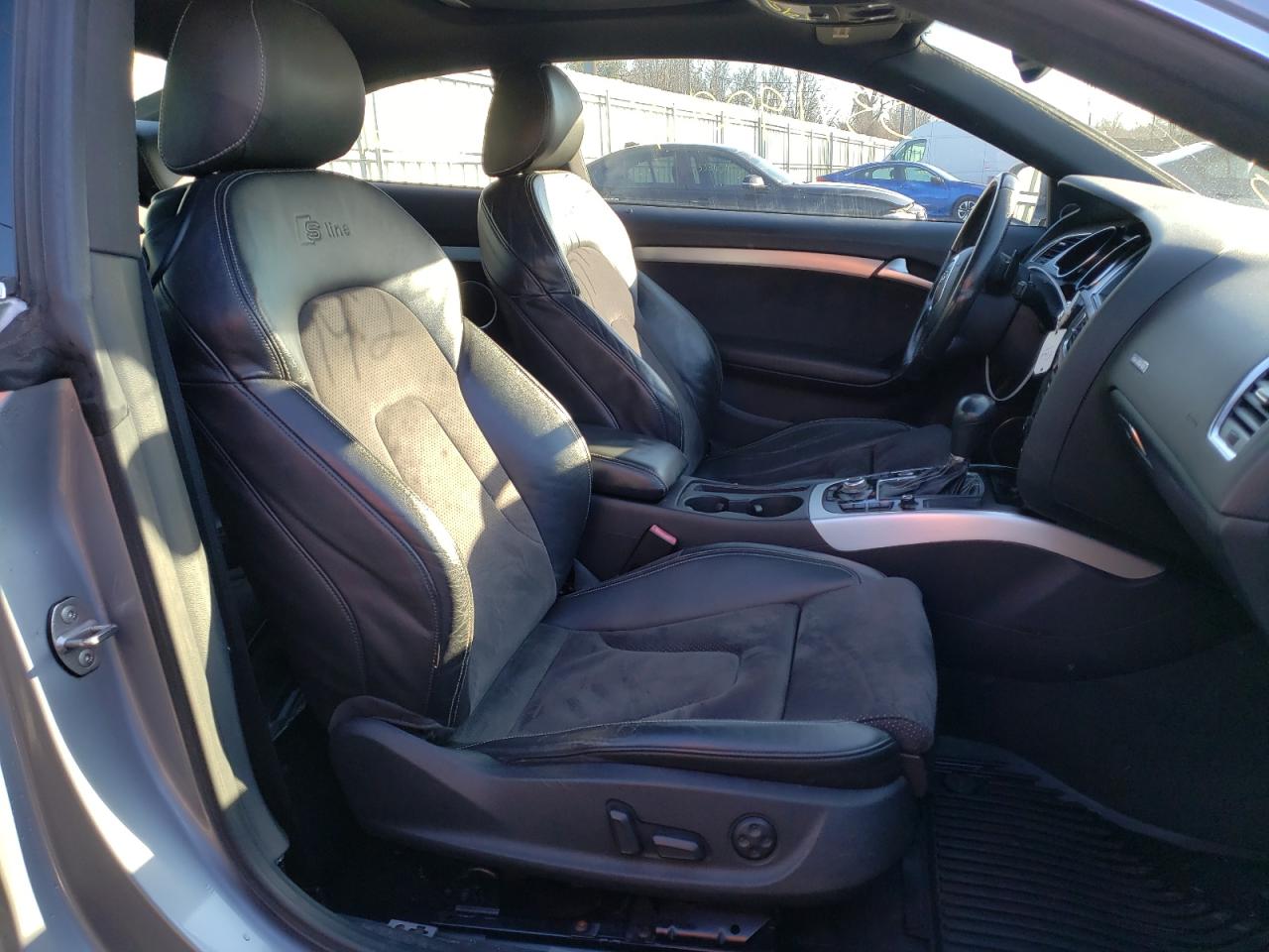 Photo 5 from auction – 2010 AUDI A5 PRESTIG with VIN WAUWKAFR8AA054185