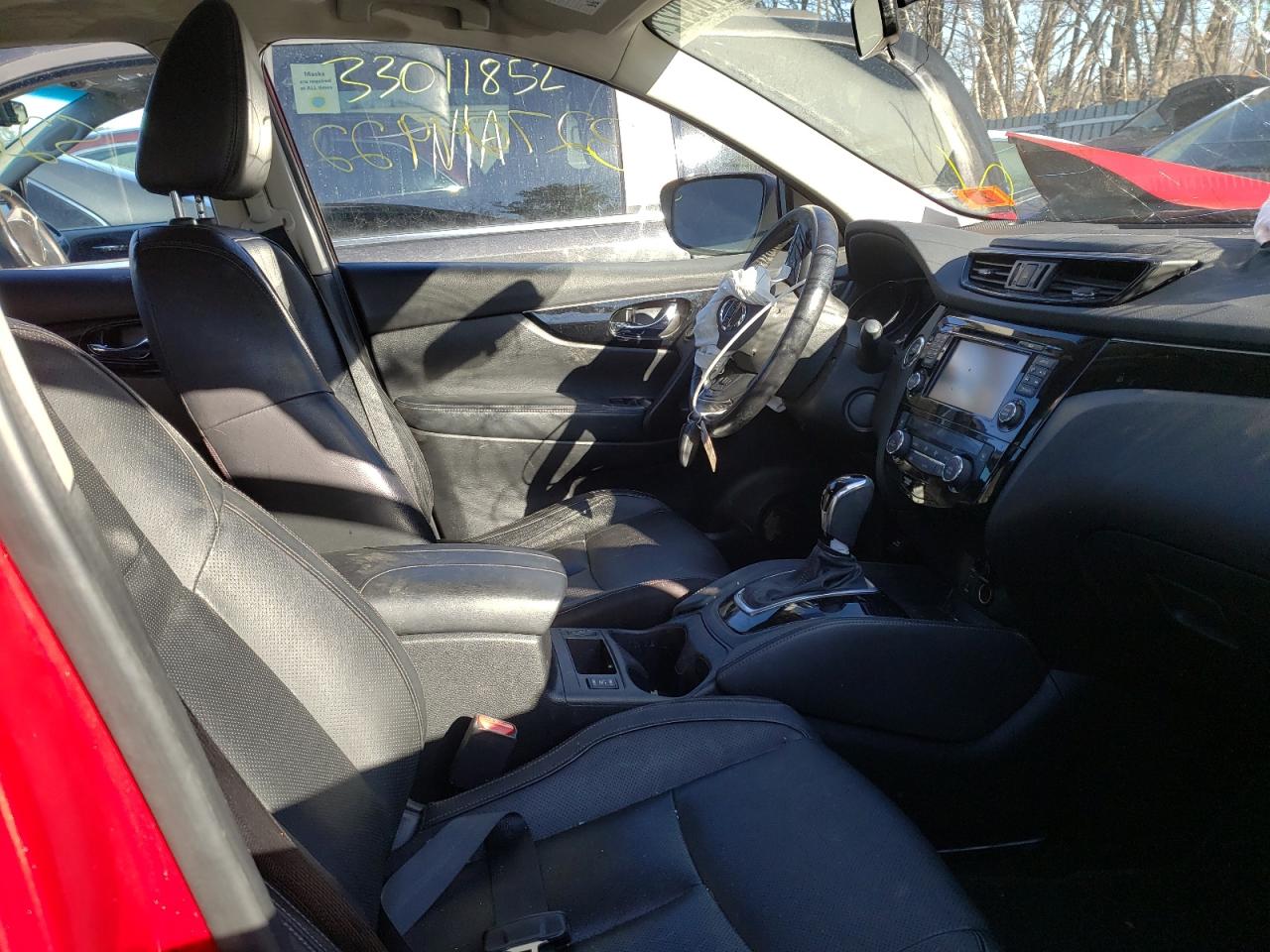 Photo 5 from auction – 2017 NISSAN ROGUE with VIN JN1BJ1CR4HW128775