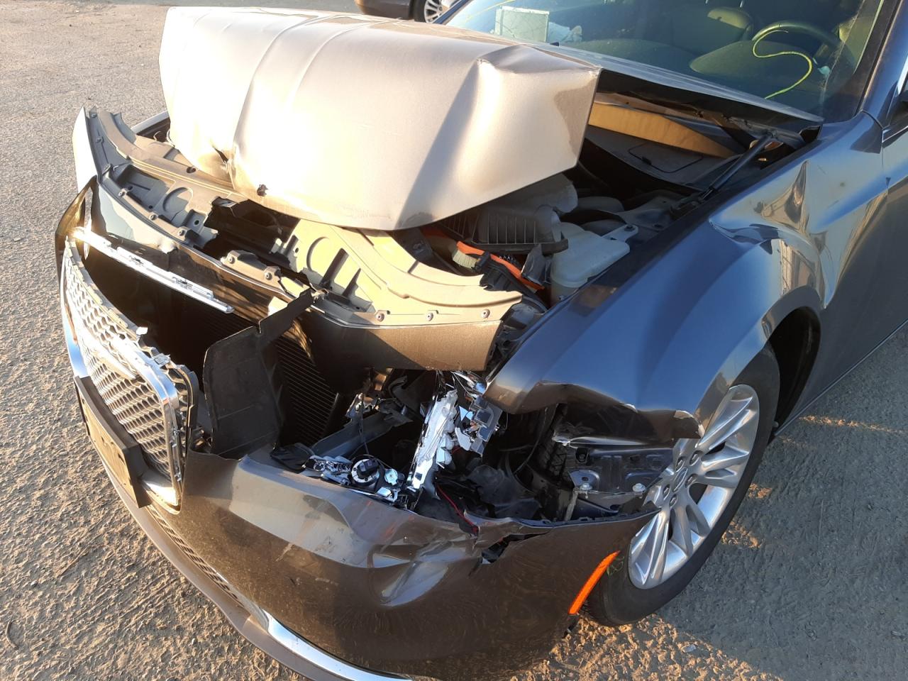 Photo 9 from auction – 2019 CHRYSLER 300 TOURIN with VIN 2C3CCAAG8KH679203