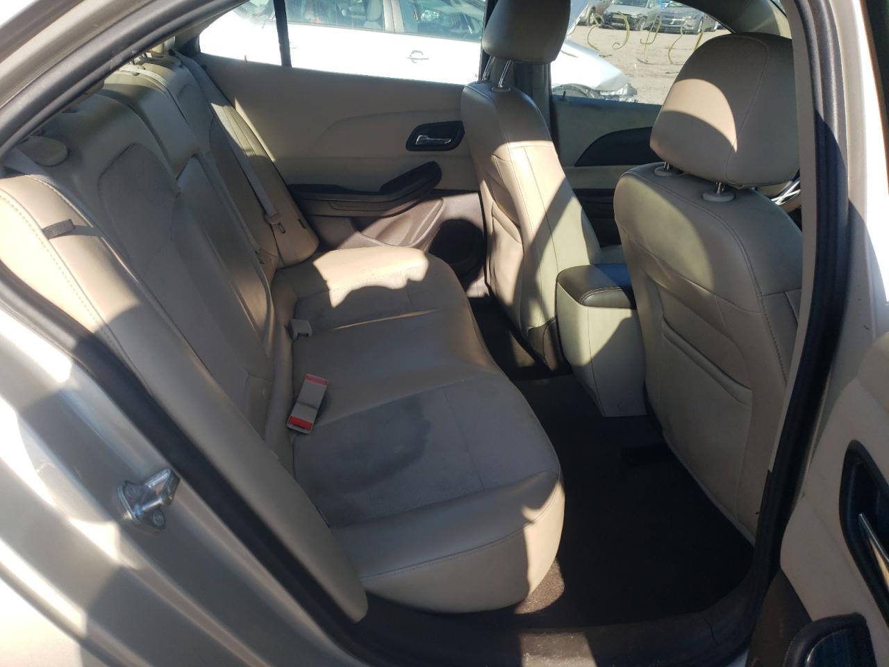 Photo 6 from auction – 2015 CHEVROLET MALIBU 2LT with VIN 1G11D5SL4FF221760