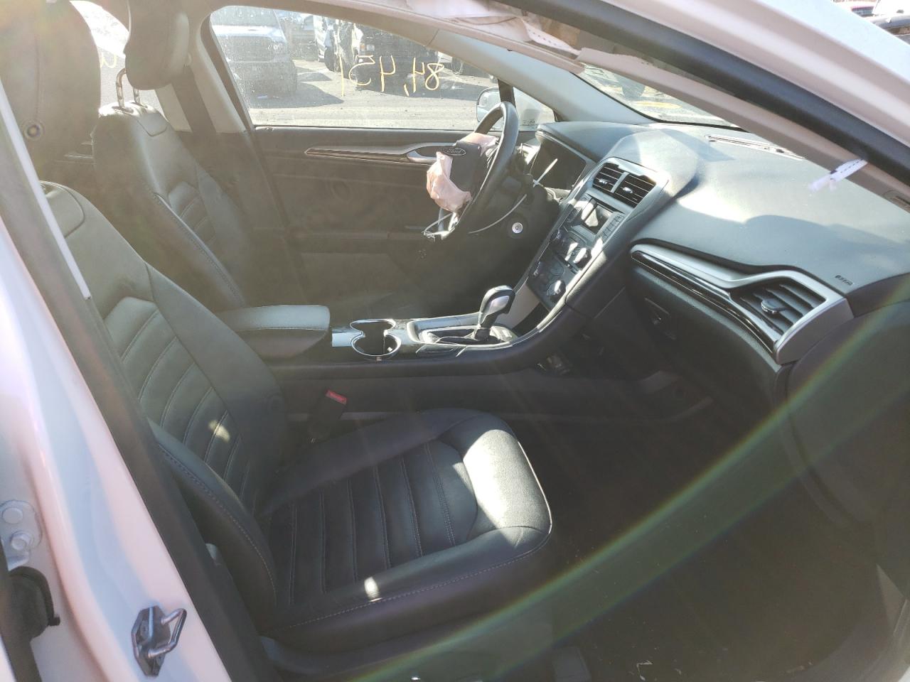 Photo 5 from auction – 2014 FORD FUSION SE with VIN 3FA6P0H97ER360825