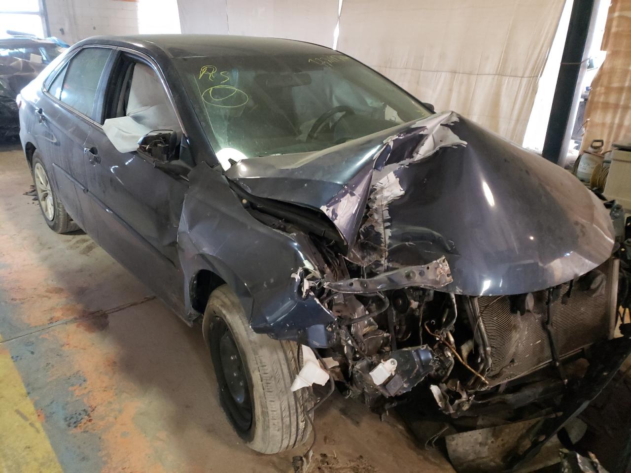 Photo 1 from auction – 2015 TOYOTA CAMRY LE with VIN 4T1BF1FK2FU940173