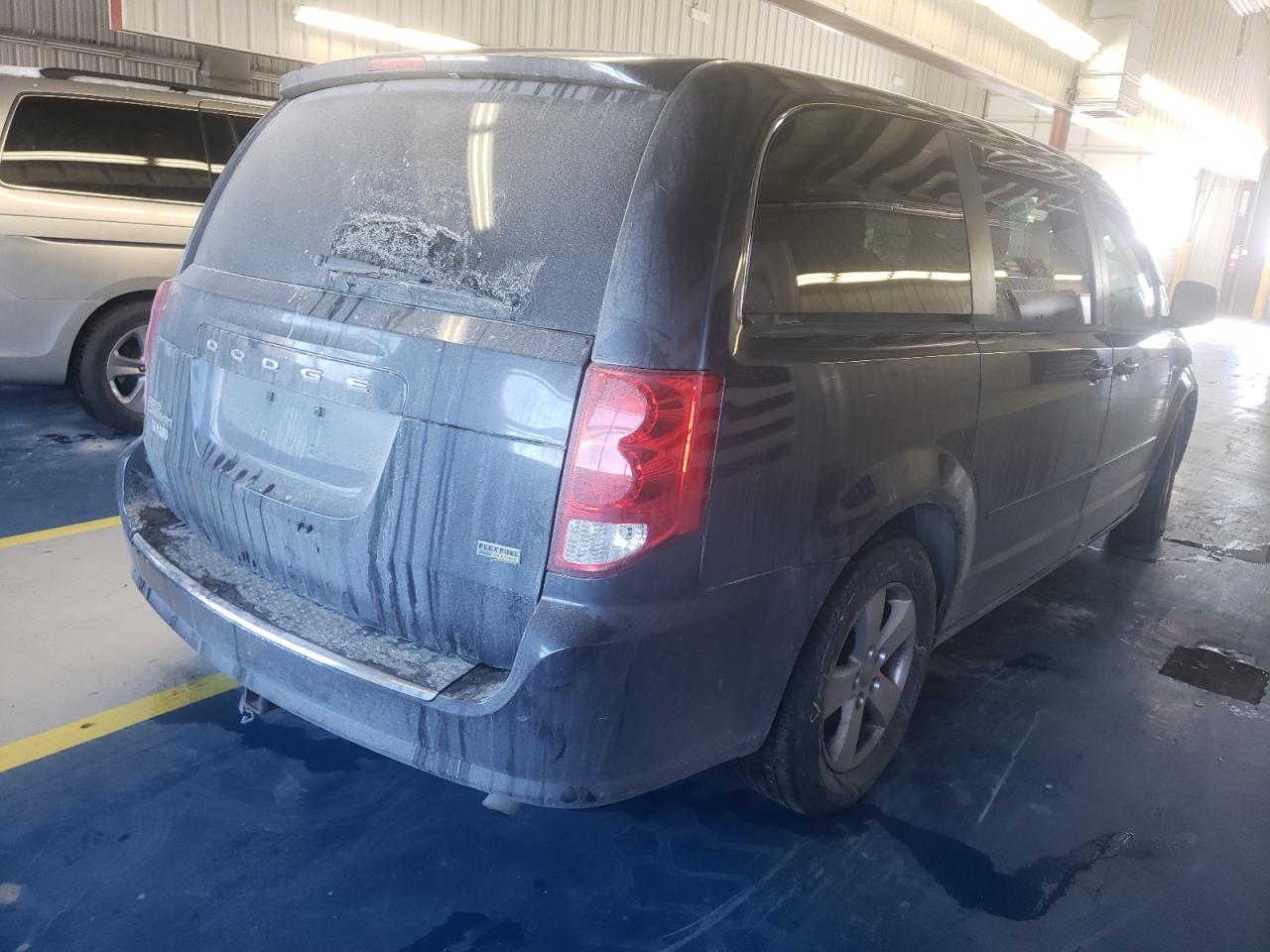 Photo 4 from auction – 2013 DODGE GRAND CARA with VIN 2C4RDGBG9DR731620