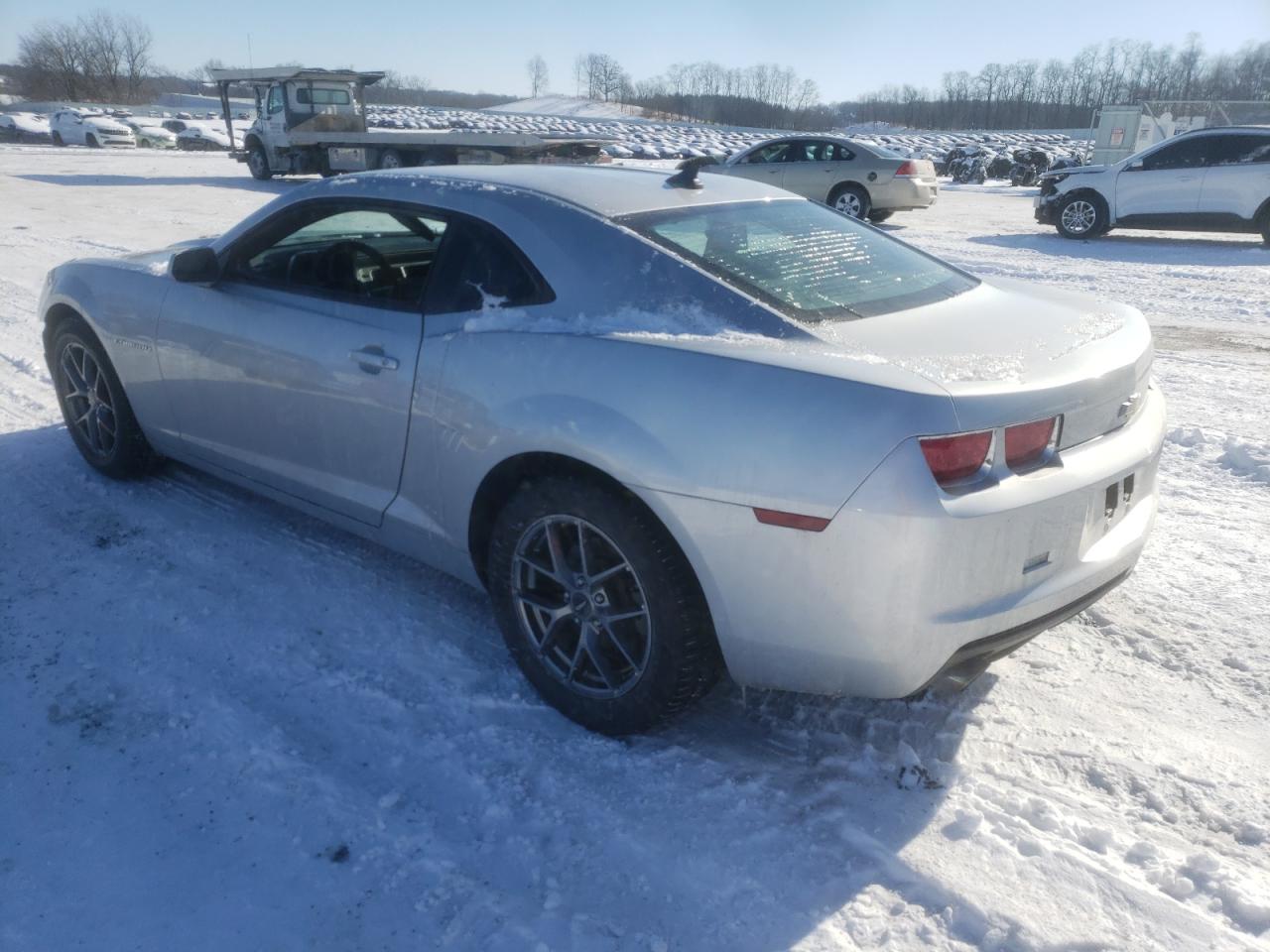 Zdjęcie 3 z aukcji – 2011 CHEVROLET CAMARO LS z VIN 2G1FE1ED5B9136932