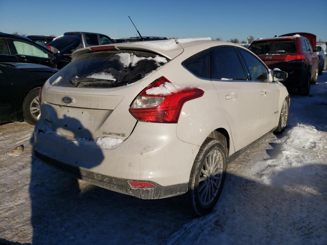 Photo 4 from auction – 2013 FORD FOCUS BEV with VIN 1FADP3R48DL106694