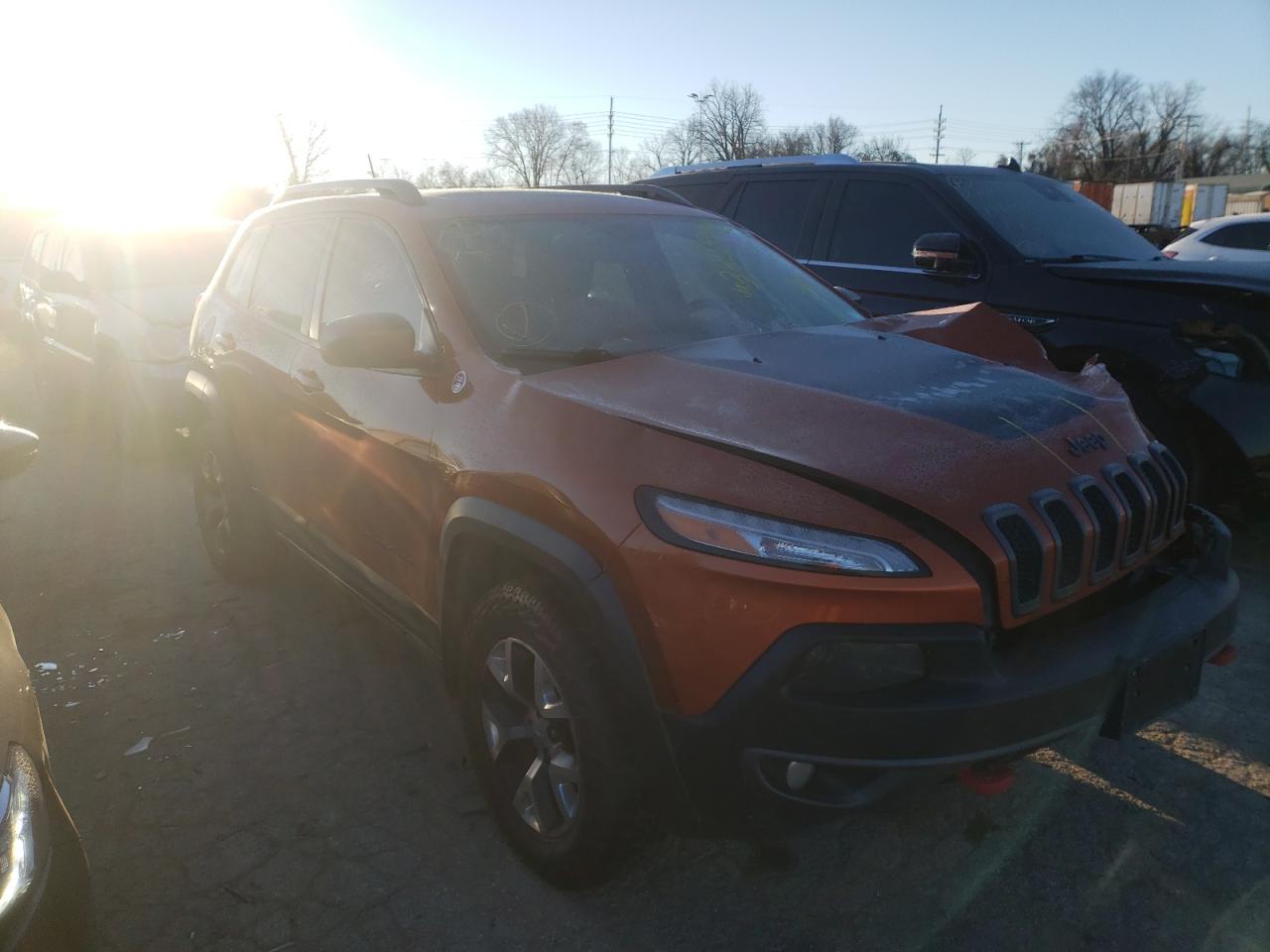 Photo 1 from auction – 2015 JEEP CHEROKEE T with VIN 1C4PJMBS5FW699424