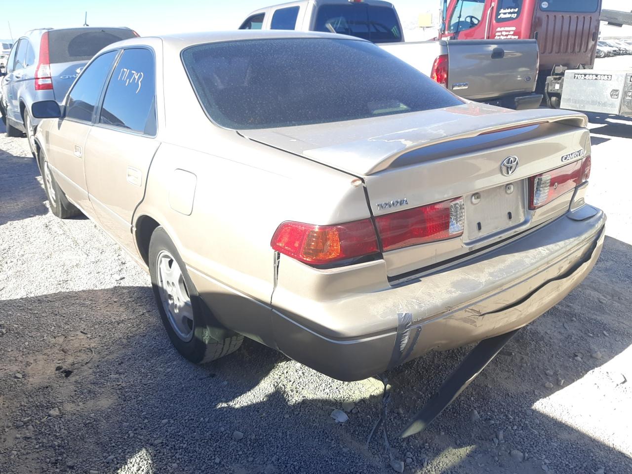 Photo 3 from auction – 2000 TOYOTA CAMRY LE with VIN JT2BG28K3Y0403948