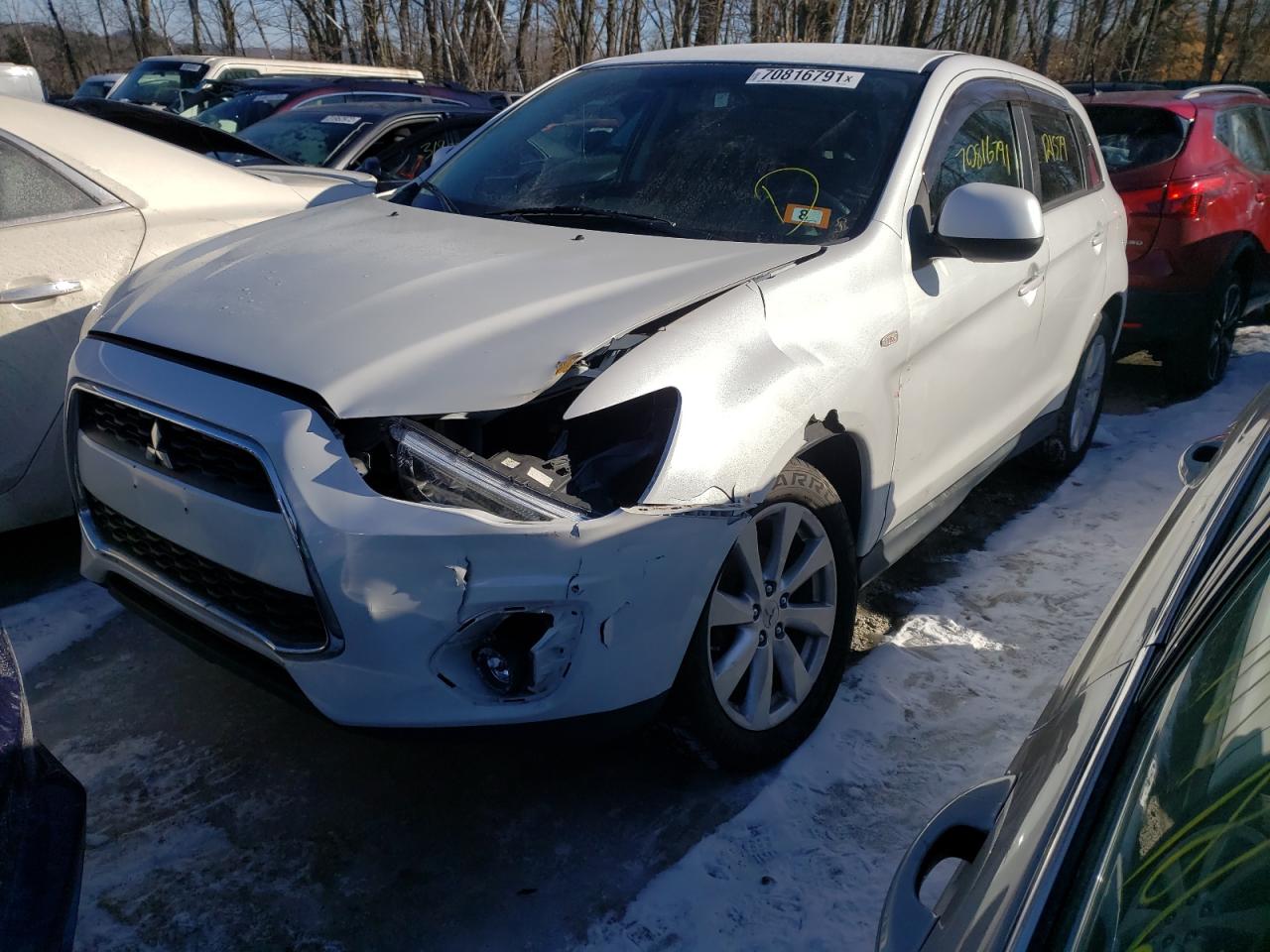 Photo 2 from auction – 2015 MITSUBISHI OUTLANDER with VIN 4A4AR3AU4FE023959