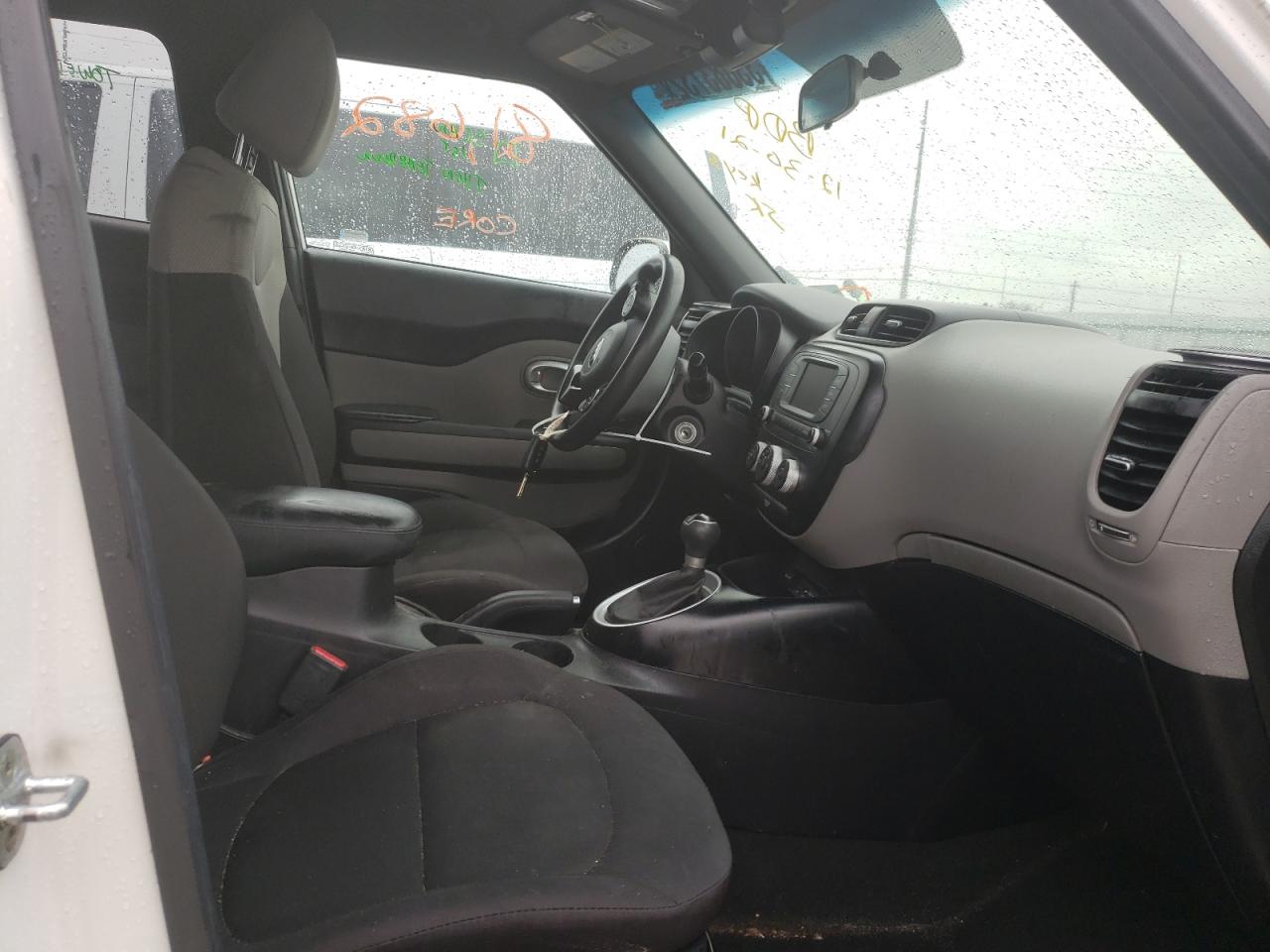 Photo 5 from auction – 2018 KIA SOUL with VIN KNDJN2A28J7585209