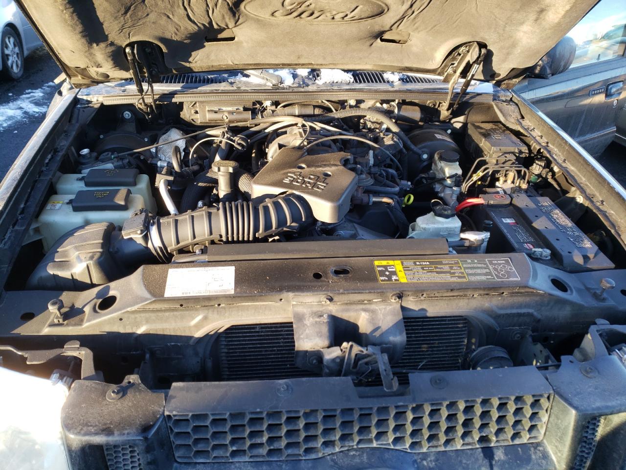 Photo 7 from auction – 2005 FORD EXPLORER S with VIN 1FMDU77K35UB93519