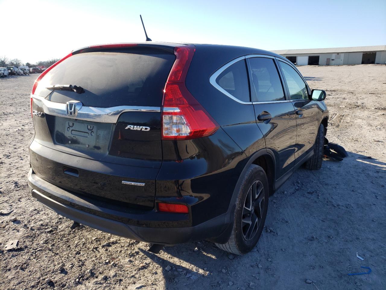 Photo 4 from auction – 2016 HONDA CR-V SE with VIN 2HKRM4H45GH667721