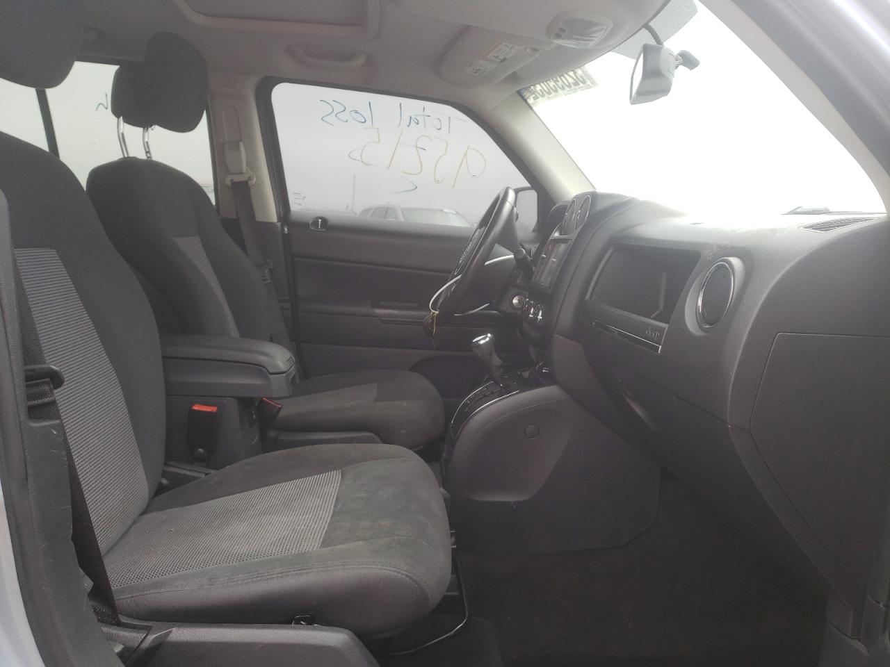 Photo 5 from auction – 2013 JEEP PATRIOT LA with VIN 1C4NJRFB2DD189765